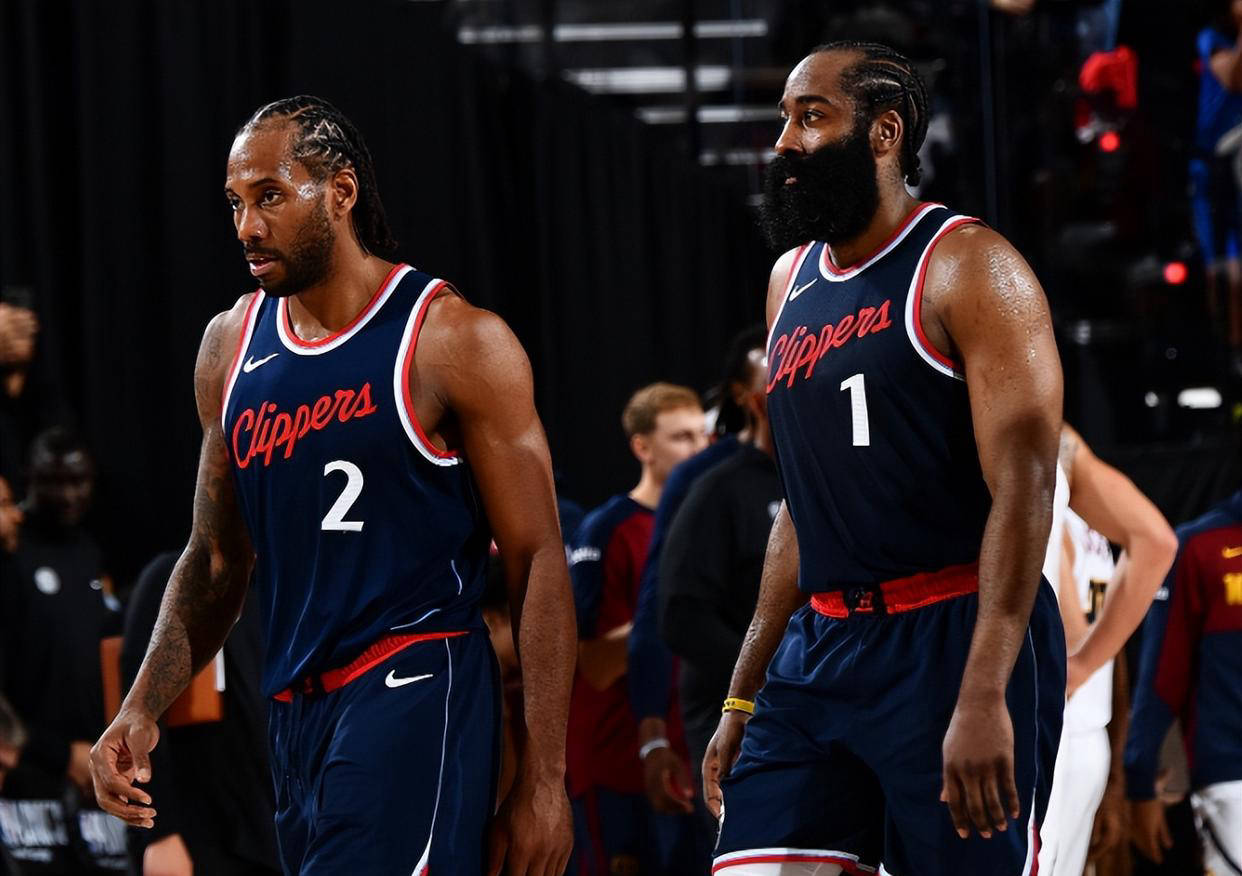 lol职业选手-风云突变洛杉矶快船窗口期单刀错失,NBA常规赛版图或变,气氛紧张,阵容厚度经受考验的简单介绍